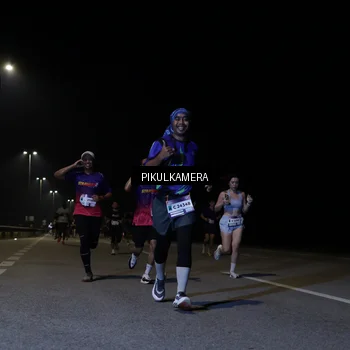 Runner Photo 7517452