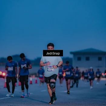 Runner Photo 7517468