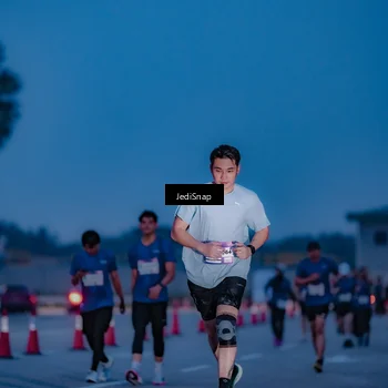 Runner Photo 7517479