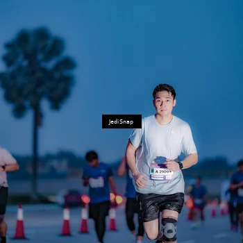Runner Photo 7517488