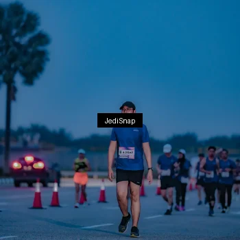 Runner Photo 7517505