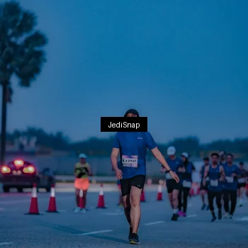Runner Photo 7517506
