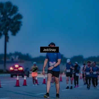 Runner Photo 7517512