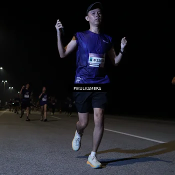 Runner Photo 7517531