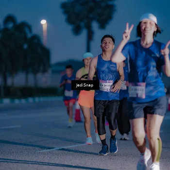 Runner Photo 7517536
