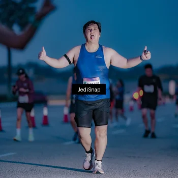 Runner Photo 7517554