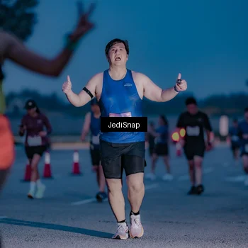 Runner Photo 7517577