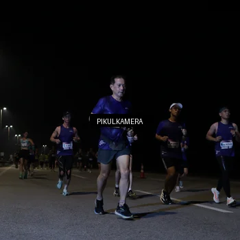 Runner Photo 7517581