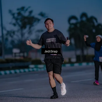 Runner Photo 7517586