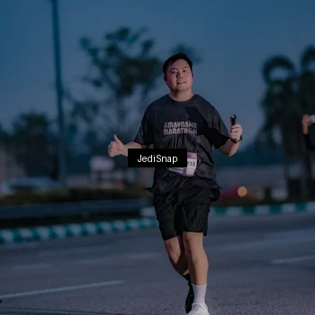 Runner Photo 7517587