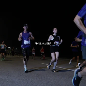 Runner Photo 7517593