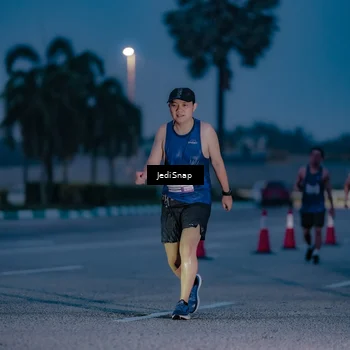 Runner Photo 7517597