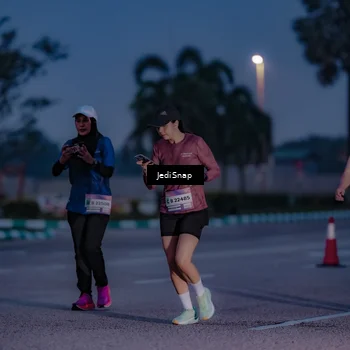 Runner Photo 7517598
