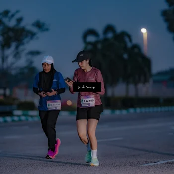 Runner Photo 7517602