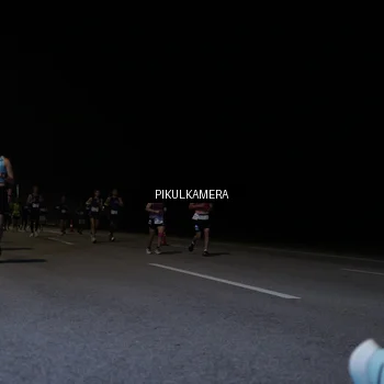 Runner Photo 7517604
