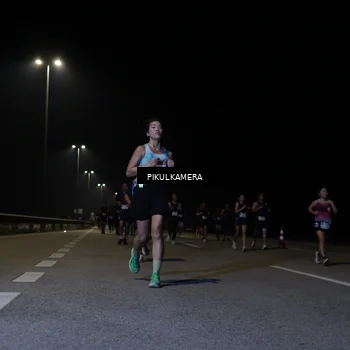 Runner Photo 7517608