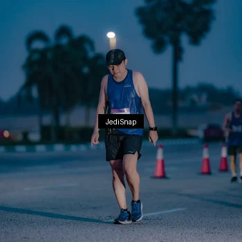 Runner Photo 7517610