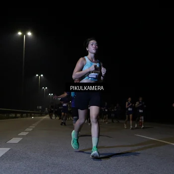 Runner Photo 7517617