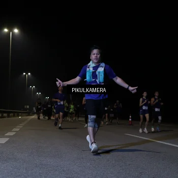 Runner Photo 7517626