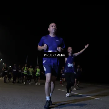 Runner Photo 7517649
