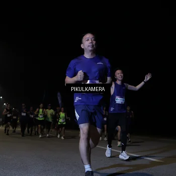 Runner Photo 7517651