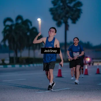 Runner Photo 7517654