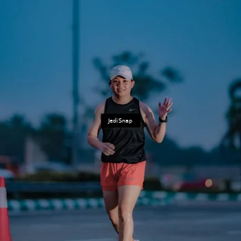Runner Photo 7517655