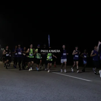 Runner Photo 7517657