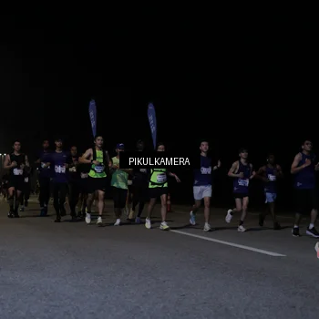 Runner Photo 7517658