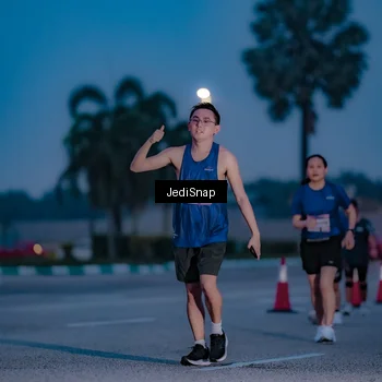 Runner Photo 7517660