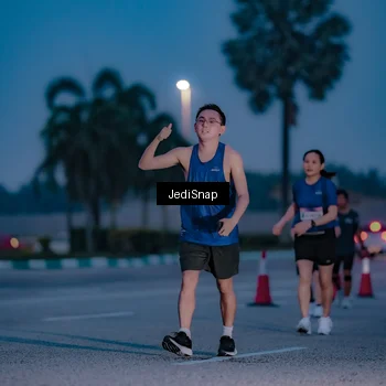 Runner Photo 7517662