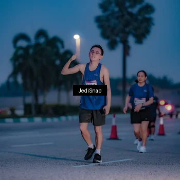 Runner Photo 7517664