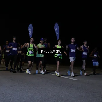 Runner Photo 7517671