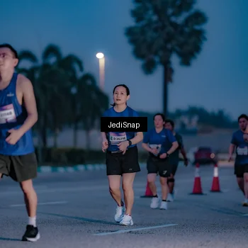 Runner Photo 7517673