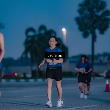 Runner Photo 7517681