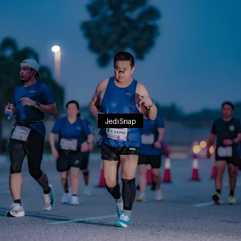 Runner Photo 7517685