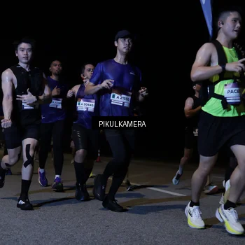 Runner Photo 7517686