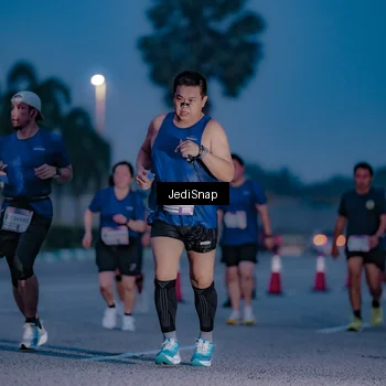 Runner Photo 7517689