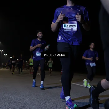 Runner Photo 7517698