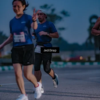 Runner Photo 7517699