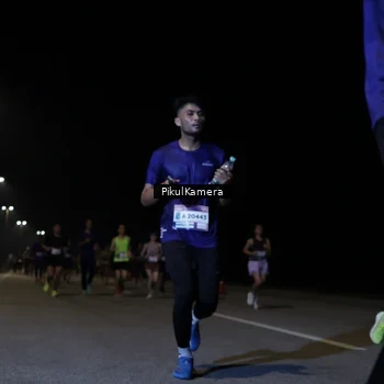 Runner Photo 7517704