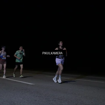 Runner Photo 7517706