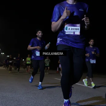 Runner Photo 7517707