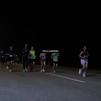 Runner Photo 7517713
