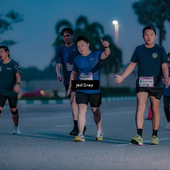 Runner Photo 7517722