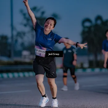 Runner Photo 7517723