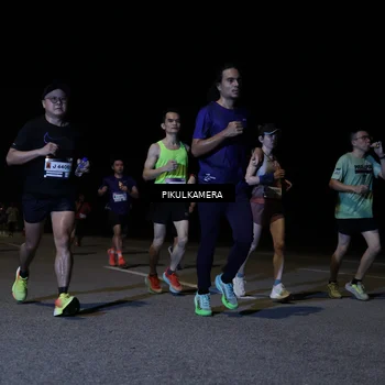 Runner Photo 7517726