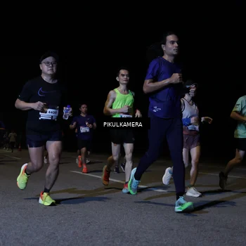 Runner Photo 7517727