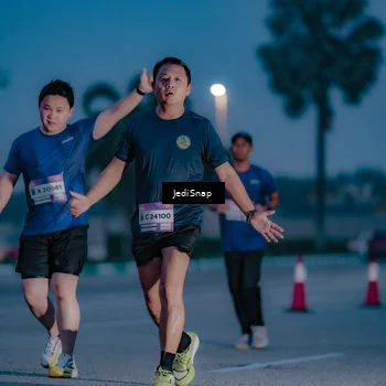 Runner Photo 7517730