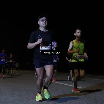 Runner Photo 7517733